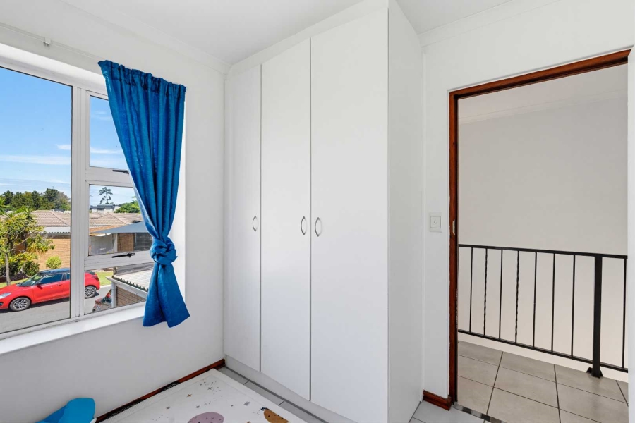 2 Bedroom Property for Sale in Protea Heights Western Cape